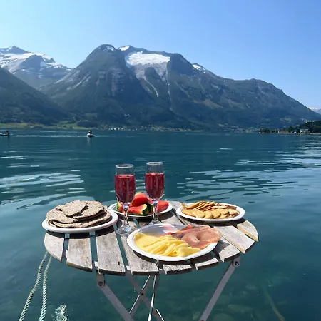 Vollsnes Maison d'hôtes Stryn